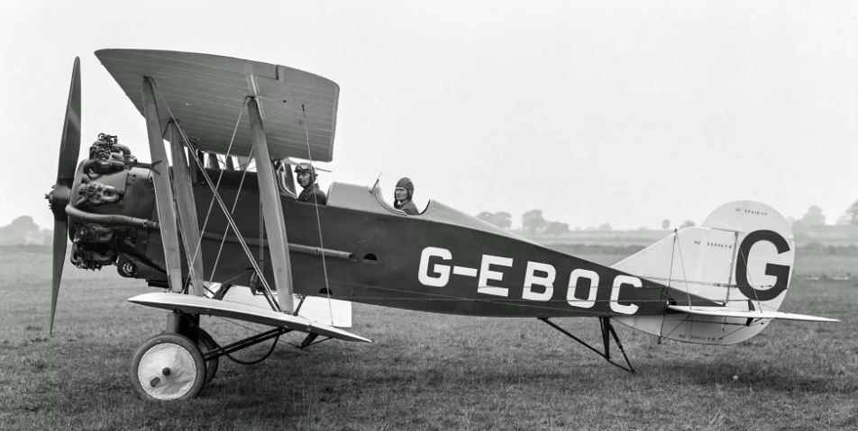 Bristol trainer G-EBOC on the ground