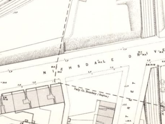 Map shows a gap site on corner of March St & Nithsdale Drive, with the Renfrew/Lanark boundary passing through the middle of it, before turning north