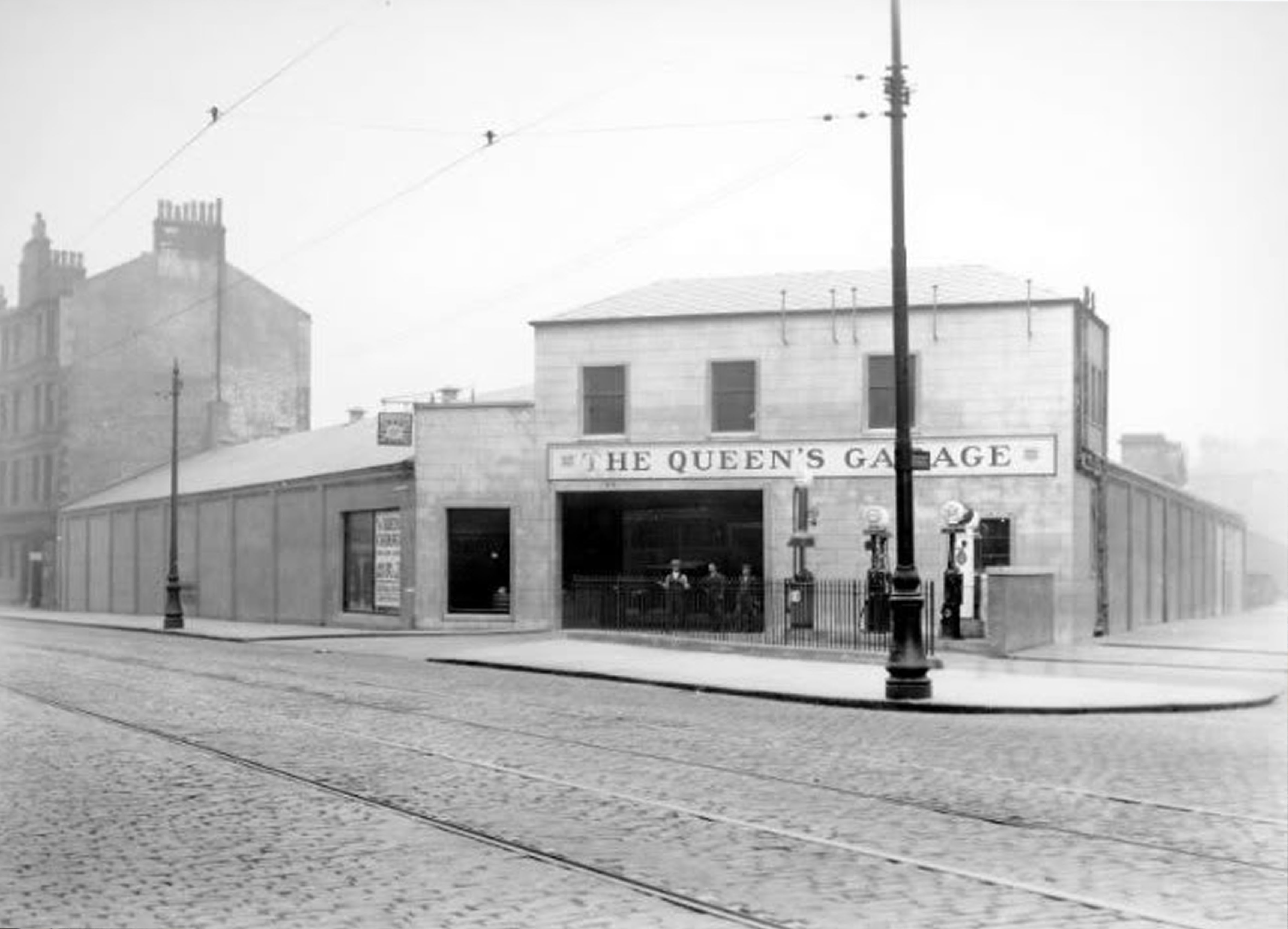 Modern Arnold Clark car showroom, but the same building underneath